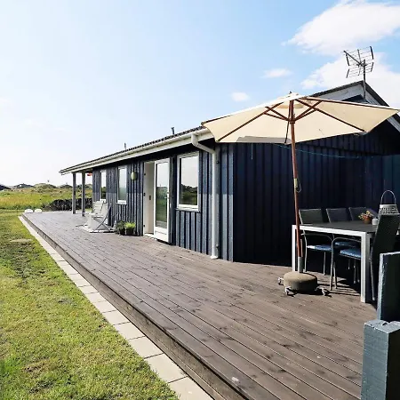 Three-bedroom Holiday In Lokken 73 *